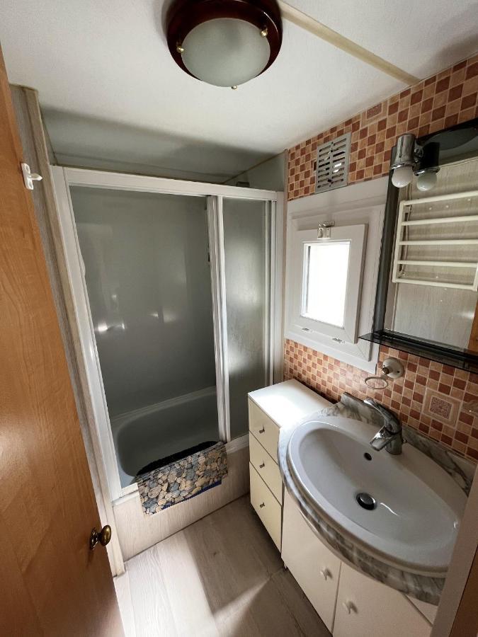 Bungalow Charmant A Cauterets Avec Vue Sur La Montagne Zewnętrze zdjęcie